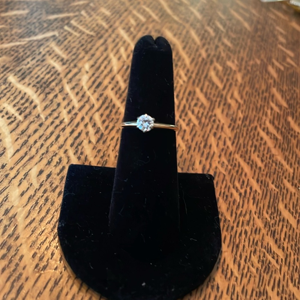 Ladies diamond engagement ring. Size 6 1/2